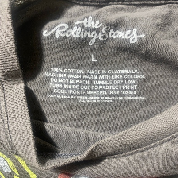 The Rolling Stones Gray Tee with Colorful Graphic Size Large - Picture 4 of 8